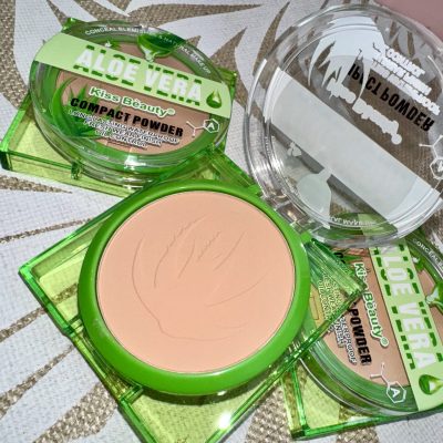 POLVO COMPACTO DE ALOE VERA X1 AL AZAR AC-27709