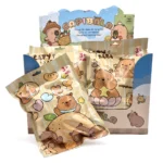 Bolsita Sorpresa Grande Peluche Capibara con Cartas Coleccionables
