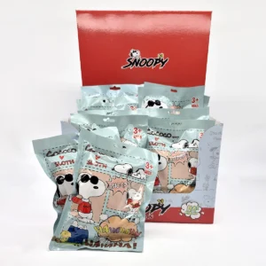Bolsita Sorpresa Grande Peluche Snoopy con Cartas Coleccionables