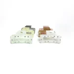 Broche Cuadrado Transparente con Perla Y Strass
