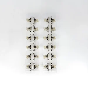 Mini Broche Blanco Conejo Negro con Strass