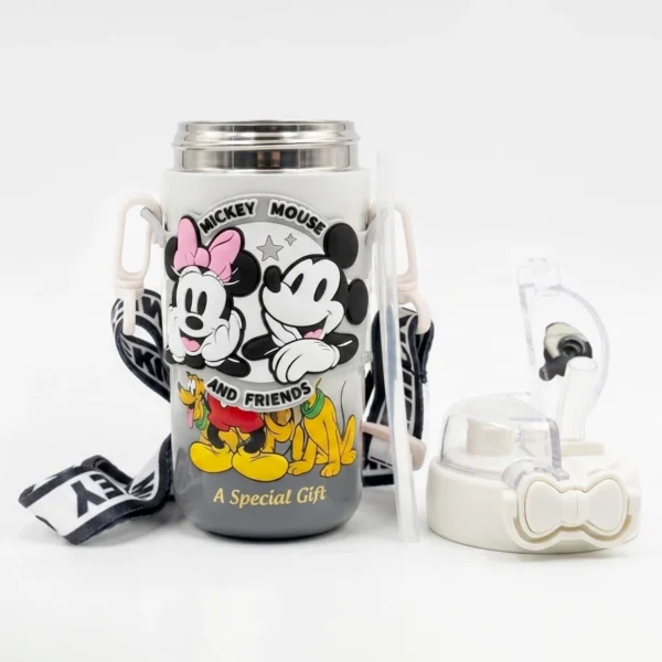 Termo Personajes Infantiles con Pico y Correa 550ml