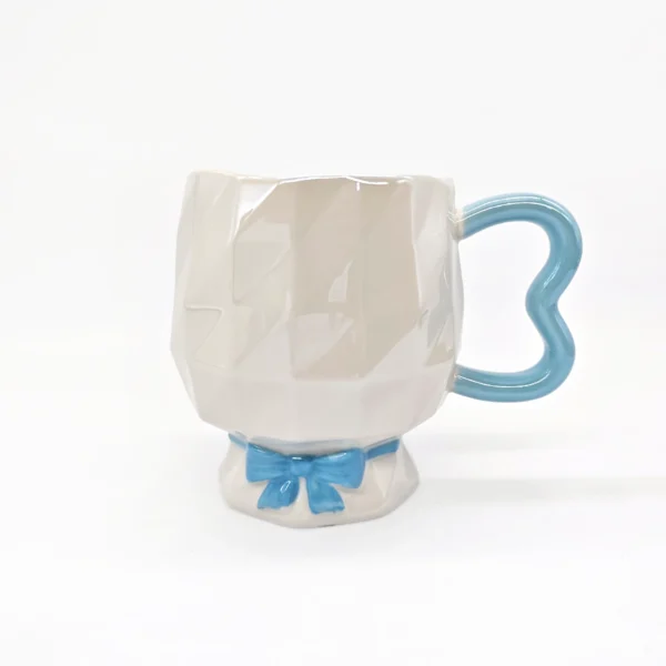 Taza de Cerámica con Moñito