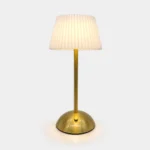 Lámpara de Mesa LED Dorada con Pantalla Plisada