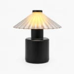 Lámpara LED de Mesa con Pantalla Acanalada