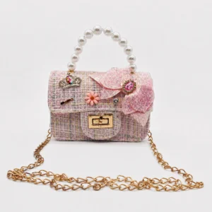 Cartera con Moño y Broche Dorado