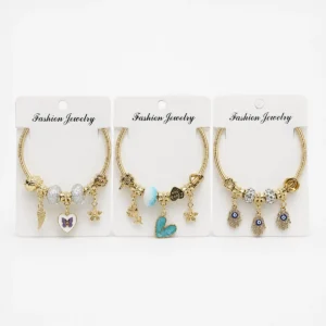 Pulsera Dorada Elastizada con Dijes Colgantes