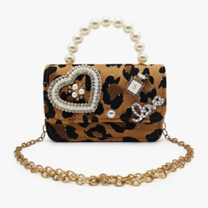 Cartera Animal Print con Corazón